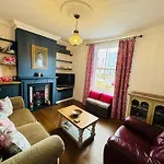Spacious Pretty In Old Totterdown بيت ضيافة 3*