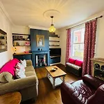 بيت ضيافة Spacious Pretty In Old Totterdown بريستول