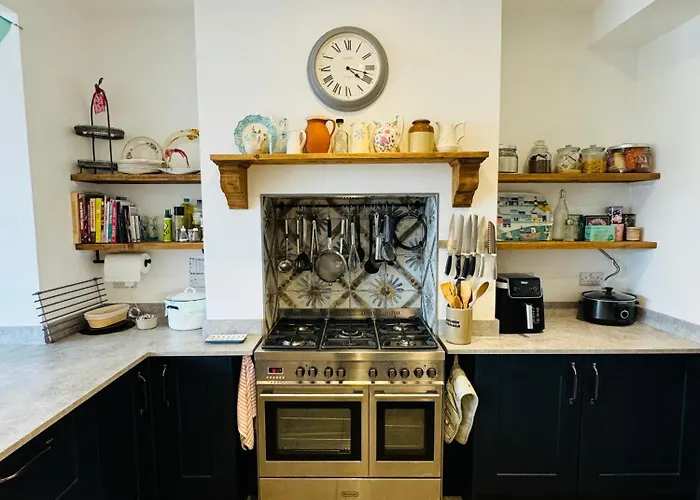 ゲストハウス Spacious Pretty In Old Totterdown ブリストル