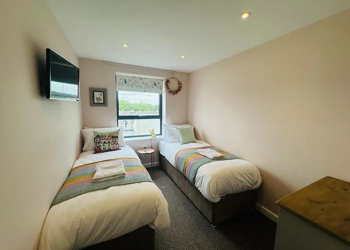 Spacious Pretty In Old Totterdown 招待所 布里斯托